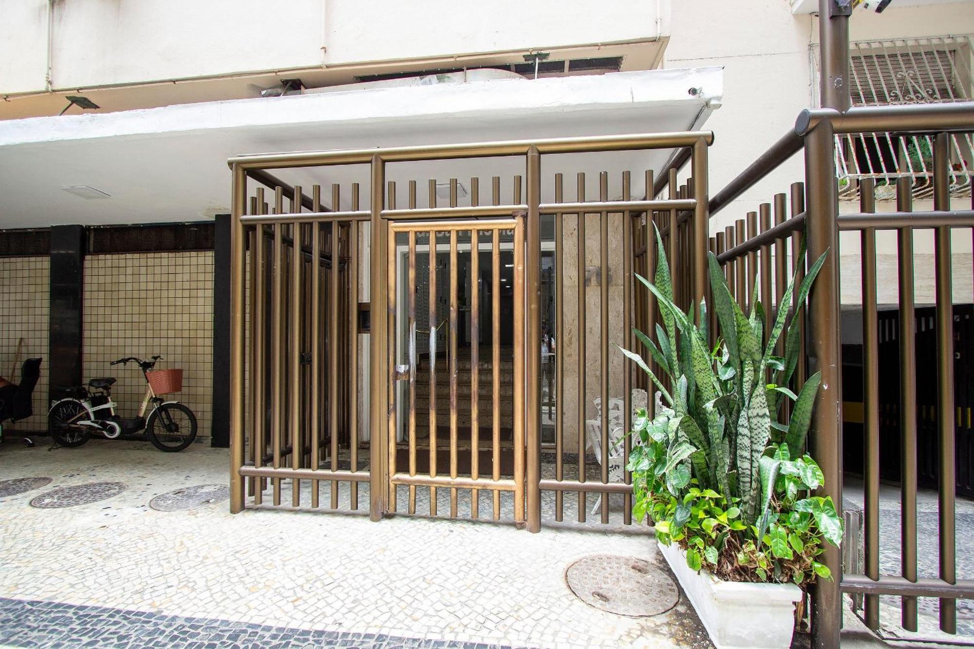Copacabana - Lindo Apartamento Na Quadra Da Praia Рио-де-Жанейро Экстерьер фото