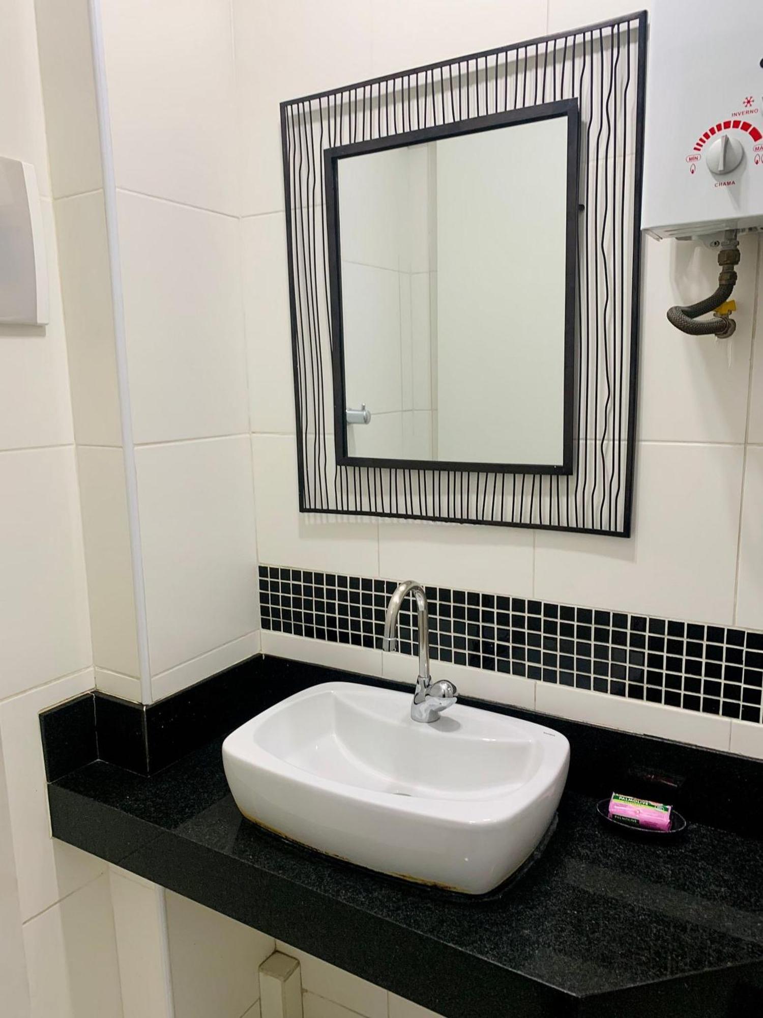 Copacabana - Lindo Apartamento Na Quadra Da Praia Рио-де-Жанейро Экстерьер фото